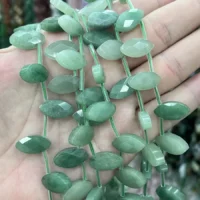 Grüner Aventurin Cabochon Blattform 8-16.5mm - Bild 1 von 6 | Moss Crystal