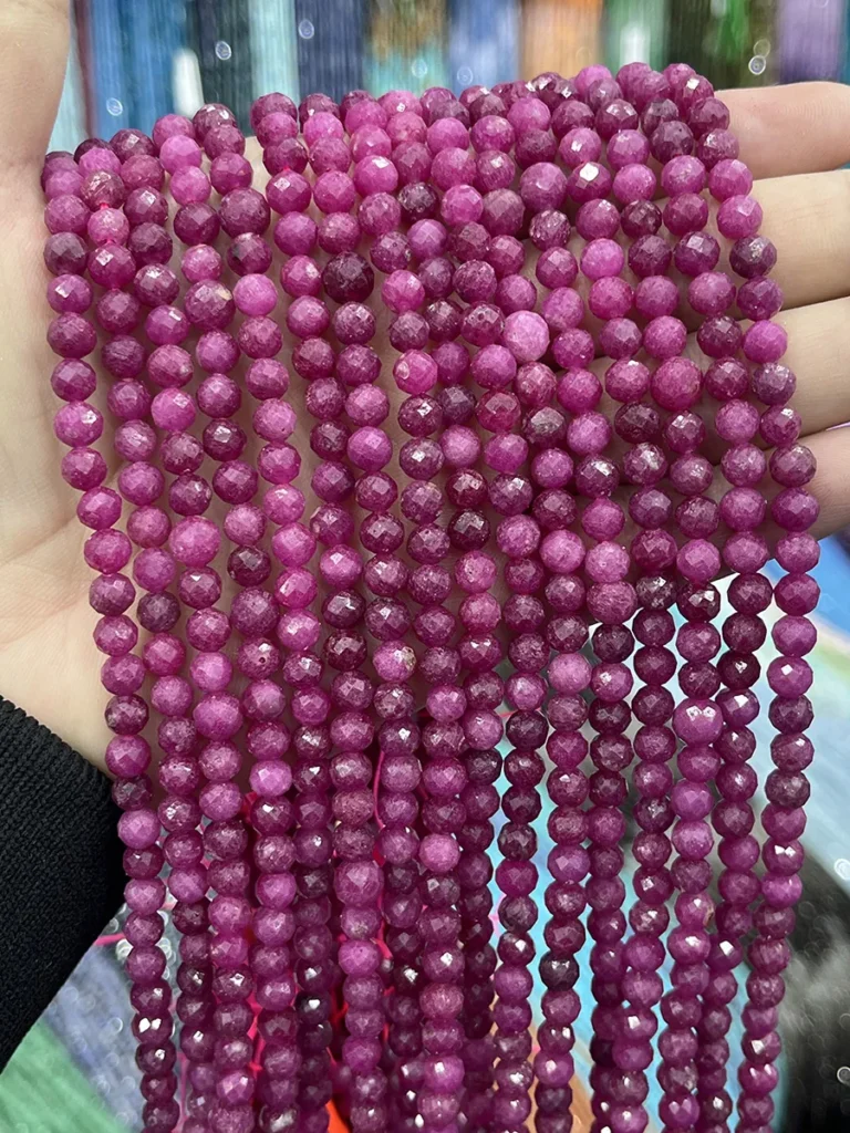 Rubin 6mm - MossCrystal