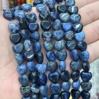 Sodalith Cabochon Herzform 10mm – natürlicher tiefblauer Edelstein mit weißer Aderung von Moss Crystal