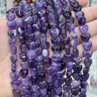 Amethyst Cabochon kaufen - natuerlich & unbehandelt | Moss Crystal