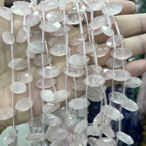 Rosenquarz Cabochon - MossCrystal