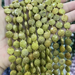 Grüner Cabochon - MossCrystal
