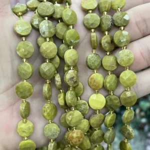 Grüner Cabochon - MossCrystal