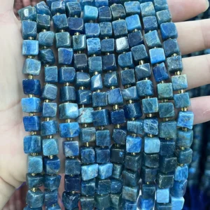 Apatit Cabochon - MossCrystal