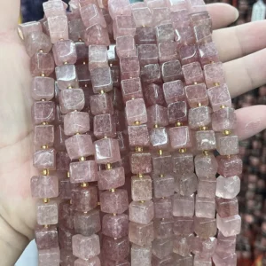 Strawberry Cabochon - MossCrystal