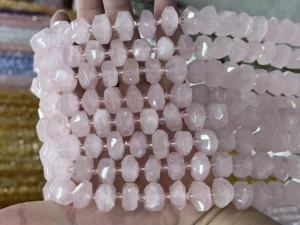 Rosenquarz Facettiert - MossCrystal