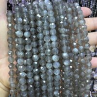 Bergkristall Quadratisch Facettiert 10mm - MossCrystal