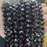 Sonnenstein Quadratisch Facettiert 10mm - MossCrystal